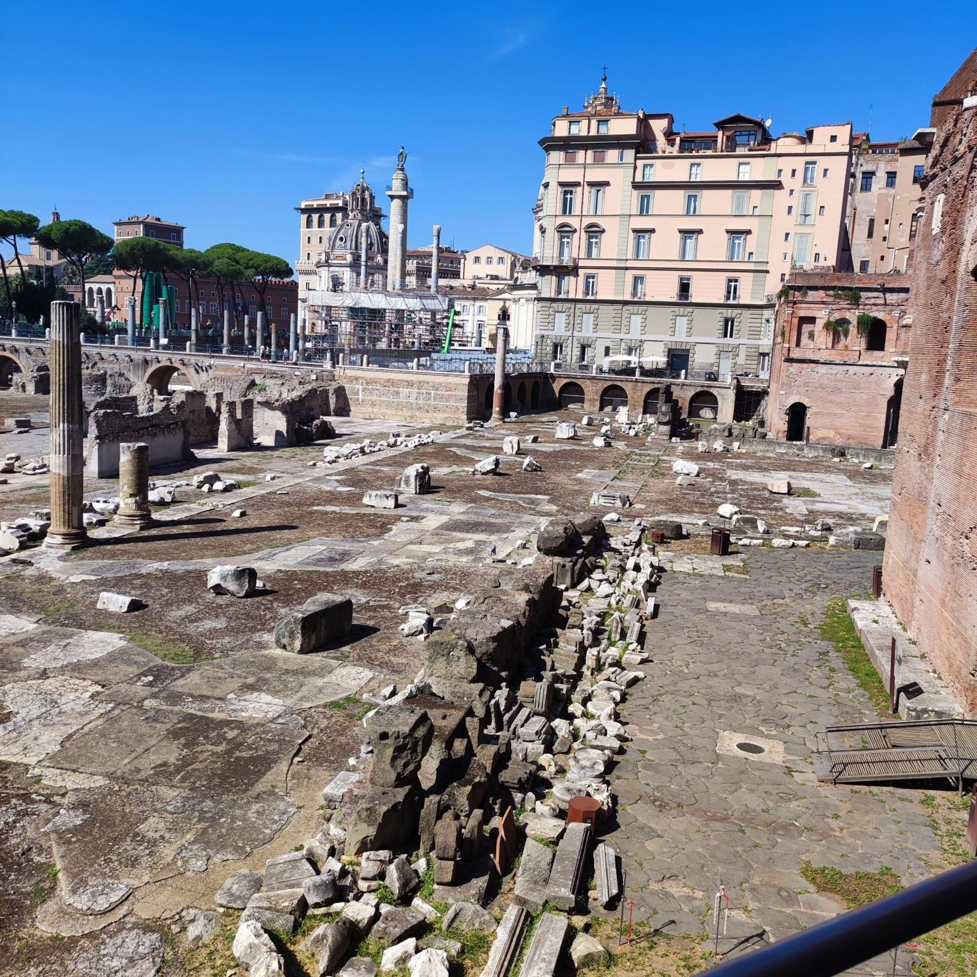 Casa Claudia ~ Rione Monti-Colosseo Rome Extérieur photo